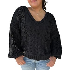 POL Cable Knit Chenille V Neck Sweater Black Size Small